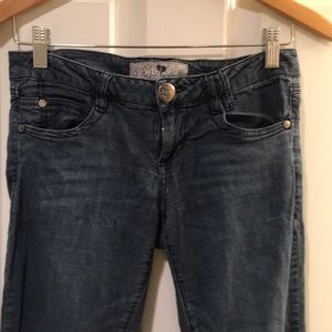 Jolt jeans size 3